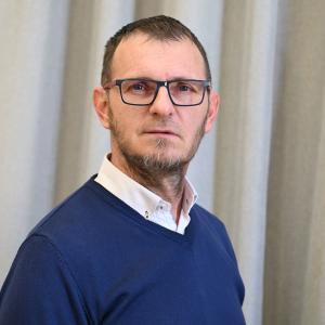 Profile picture for user ajakupovic